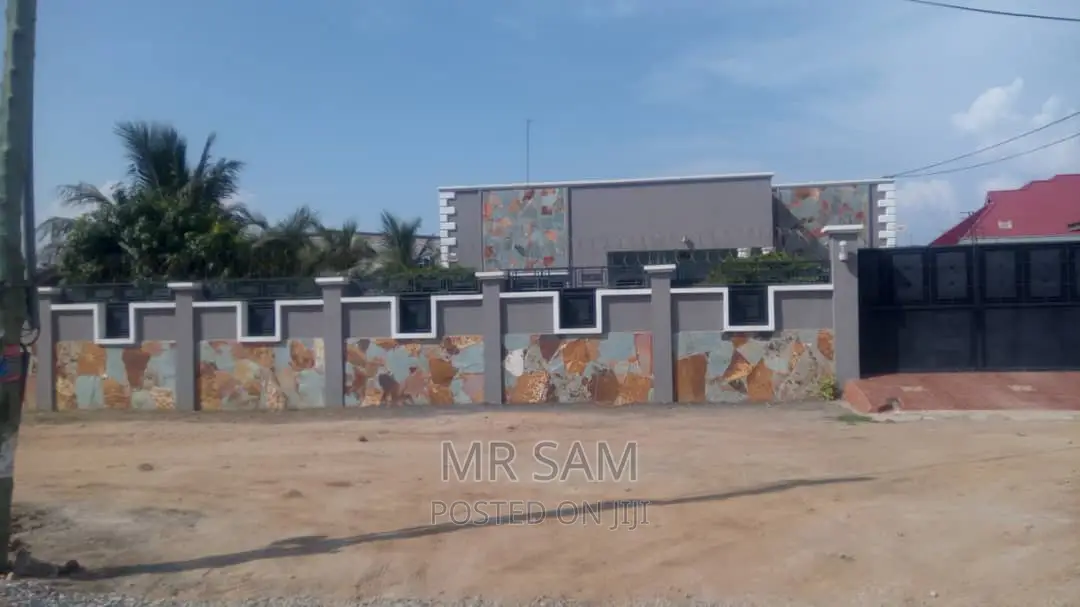 5bdrm Mansion in Sam Properties, Weija for sale