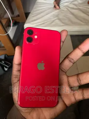 Photo - Apple iPhone 11 64 GB Red