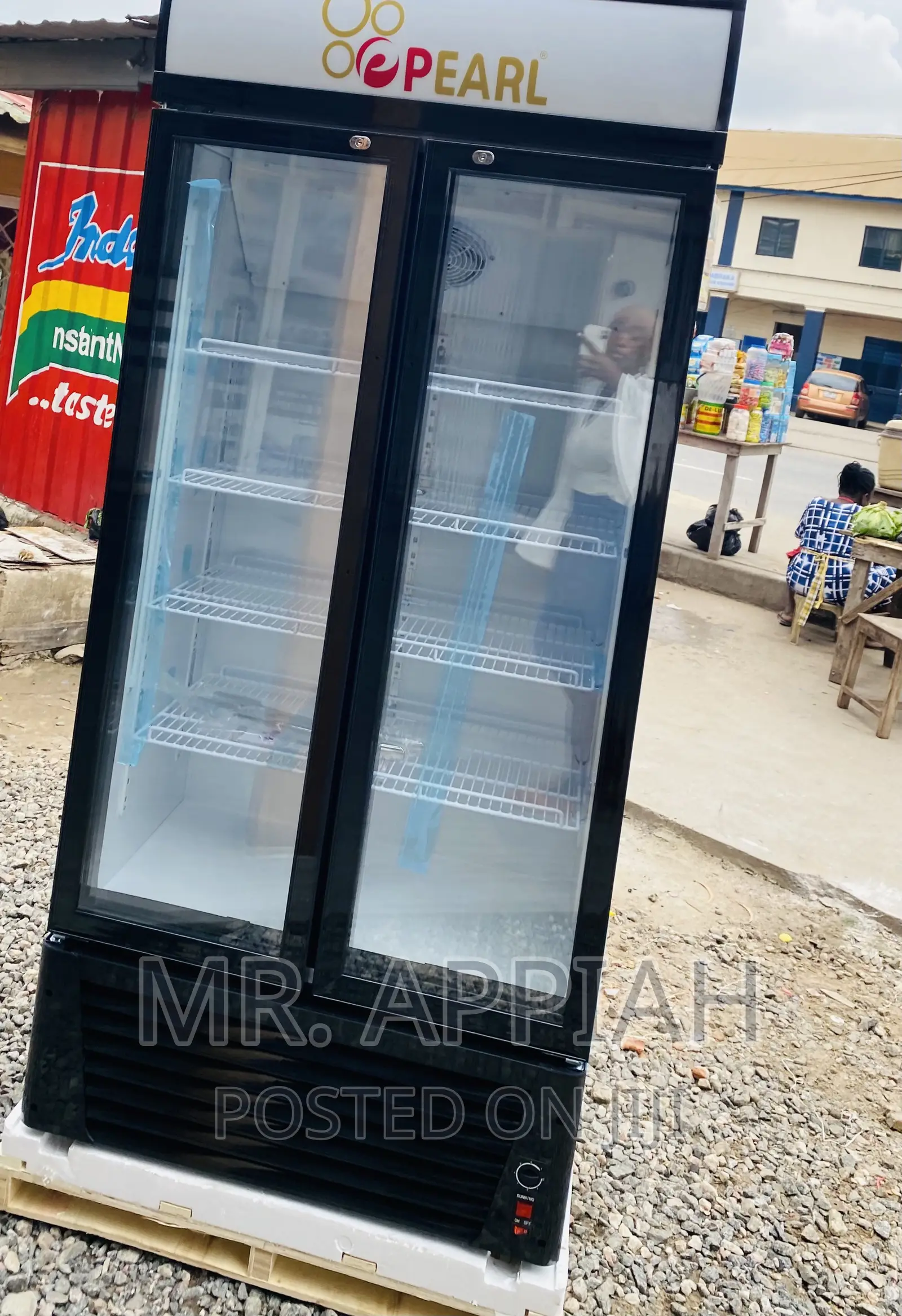 Fast Chilling Pearl(PVC-662-2B)Double Door Beverage Fridge.