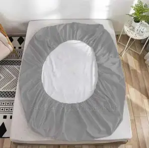 Quilted Waterproof Matress Protector With 2 Pillow Covers