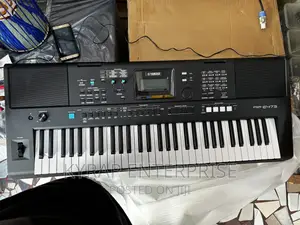 Yamaha PSR-473