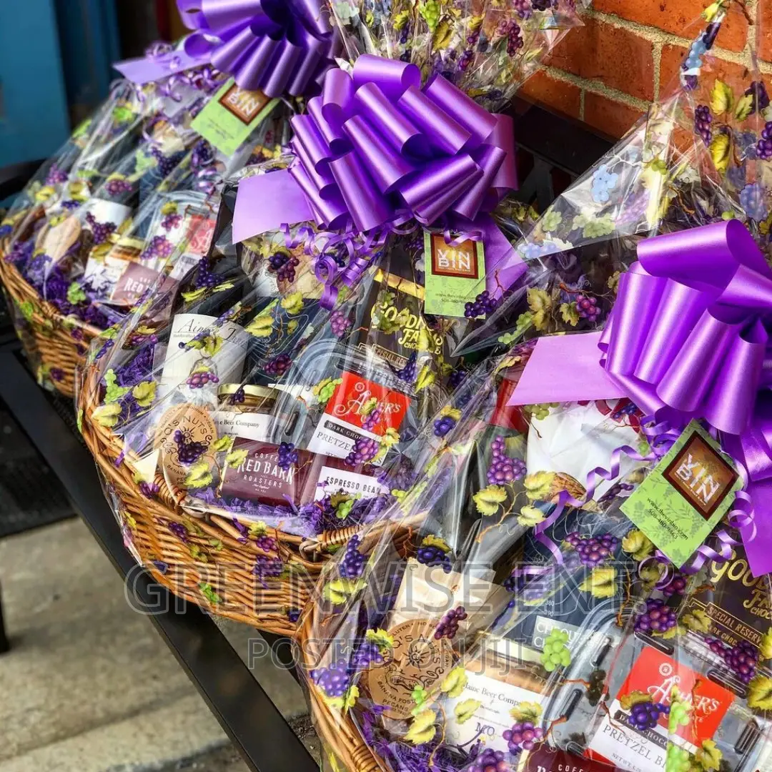 Mother's Day Suprise Hampers at Affordable Prices