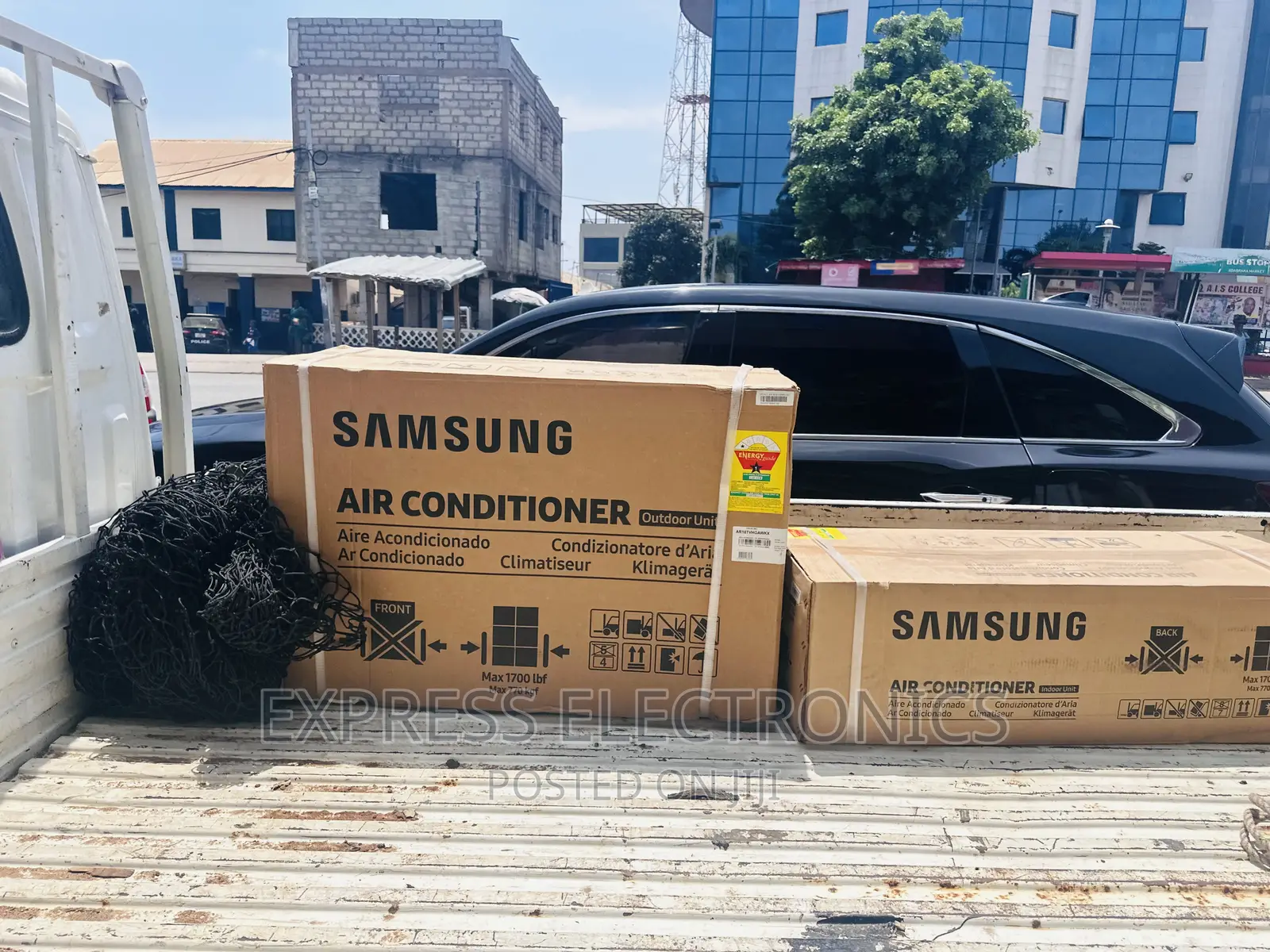 Grab Your Favorite  Samsung Split Inverter 2.0hp AC