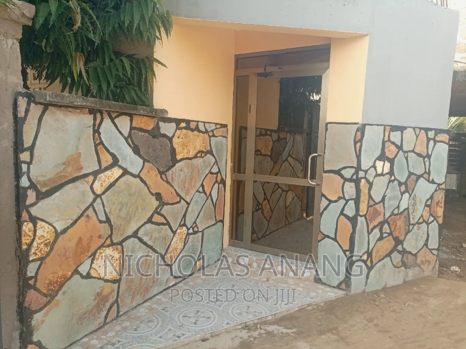 1bdrm Apartment in Dorns Properties, New Town for rent