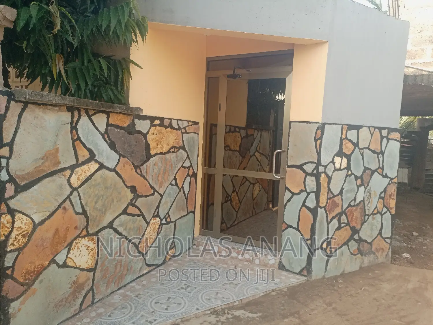 1bdrm Apartment in Dorns Properties, New Town for rent