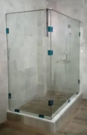 Bathroom/Shower Cubicle
