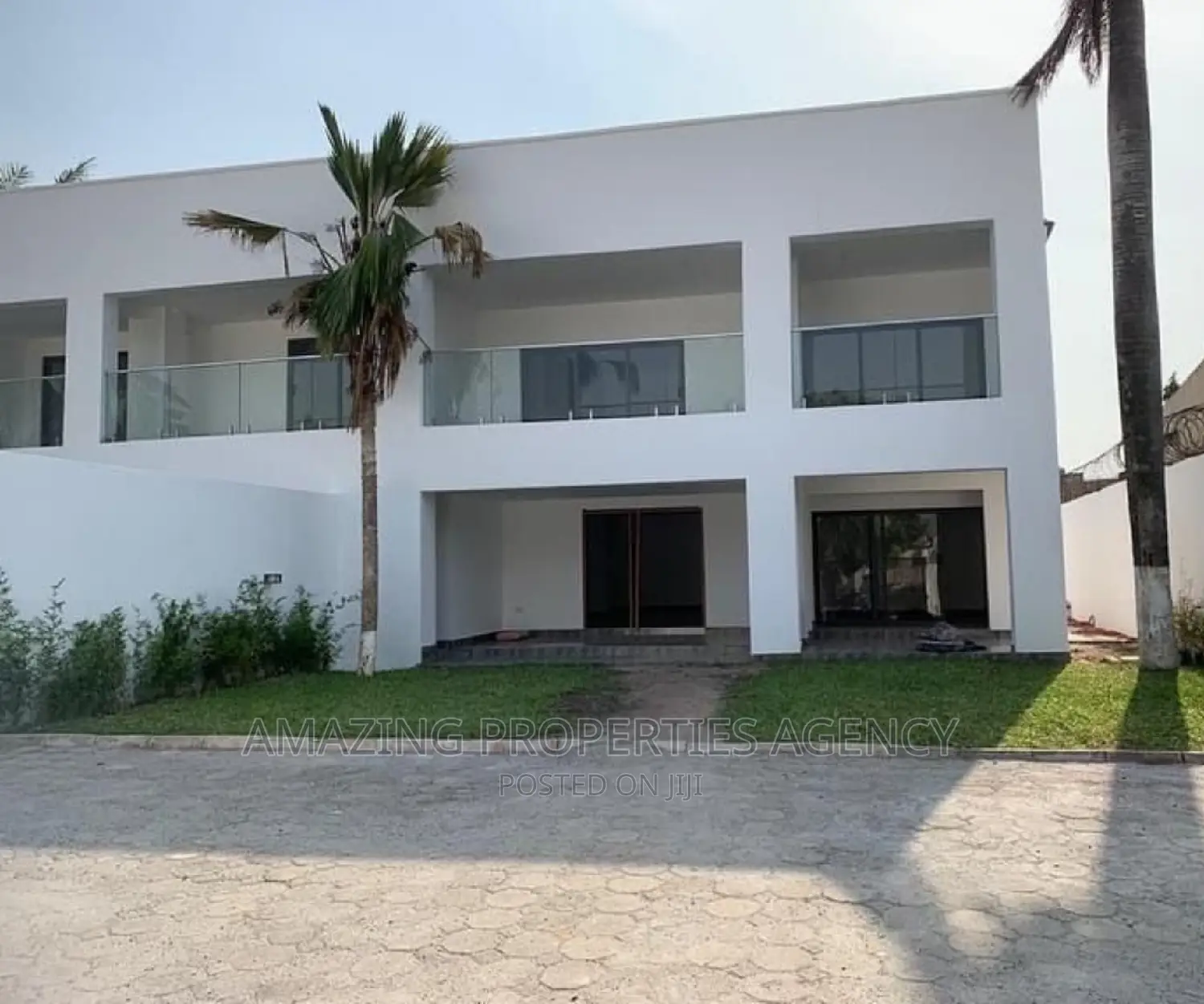 4bdrm House in Labone for rent