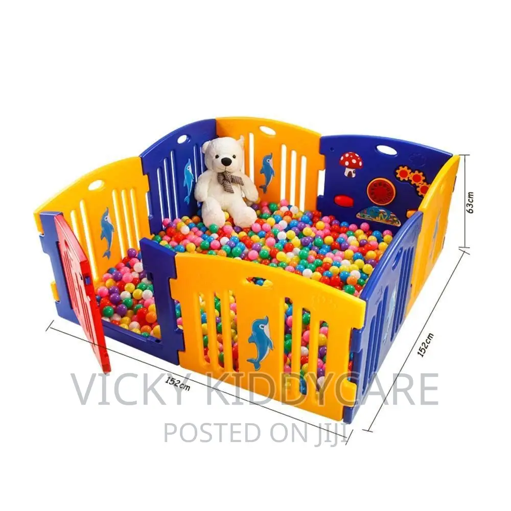Mama Kids Play Fence