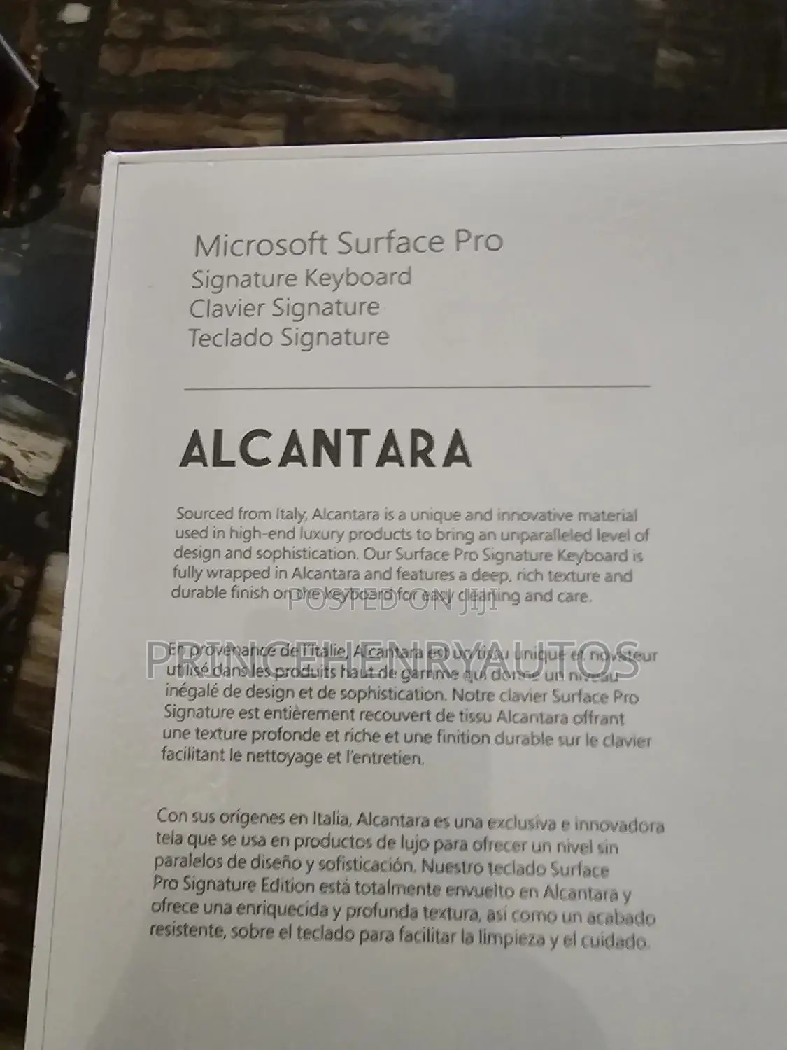 Microsoft Surface Pro Signature Keyboard - Black