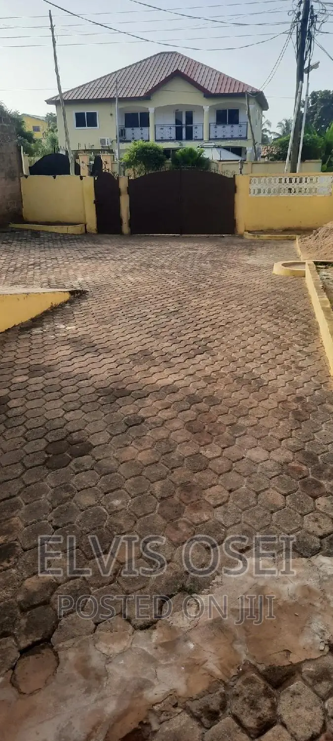 4bdrm House in Gbawe Telecom for rent