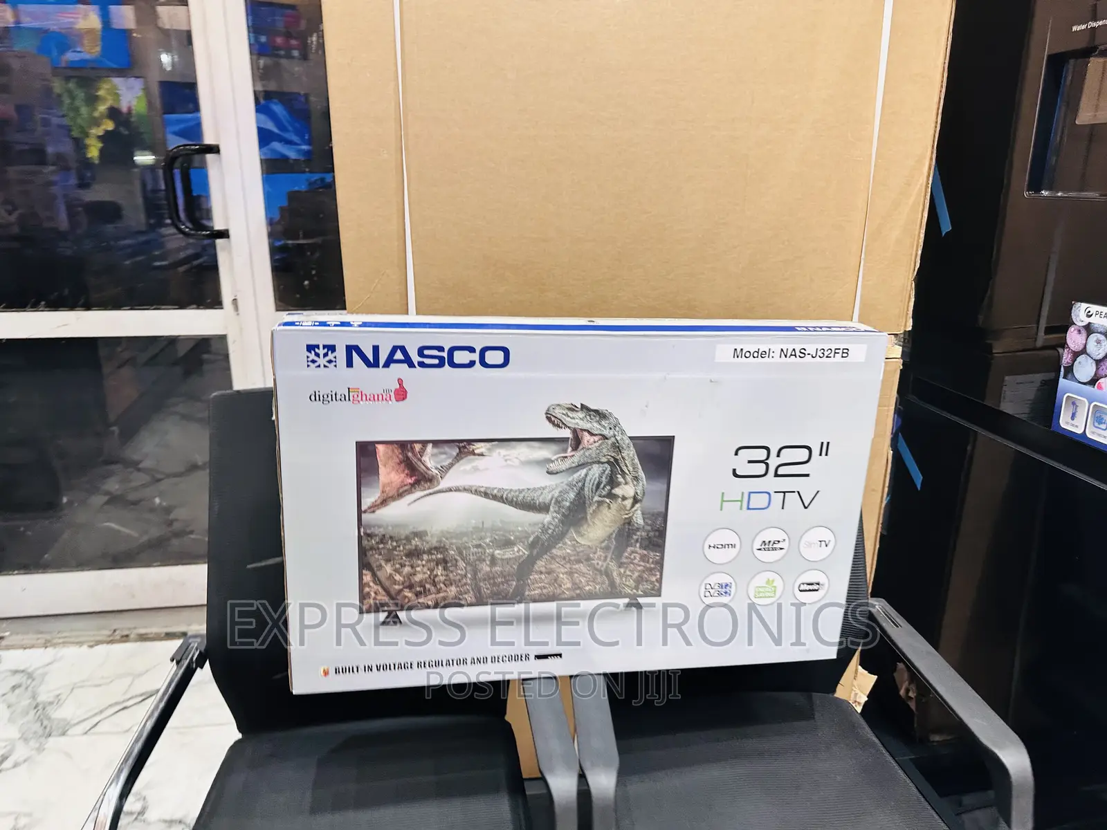Slim Sleek Glossy FHD Satellite Nasco 32”