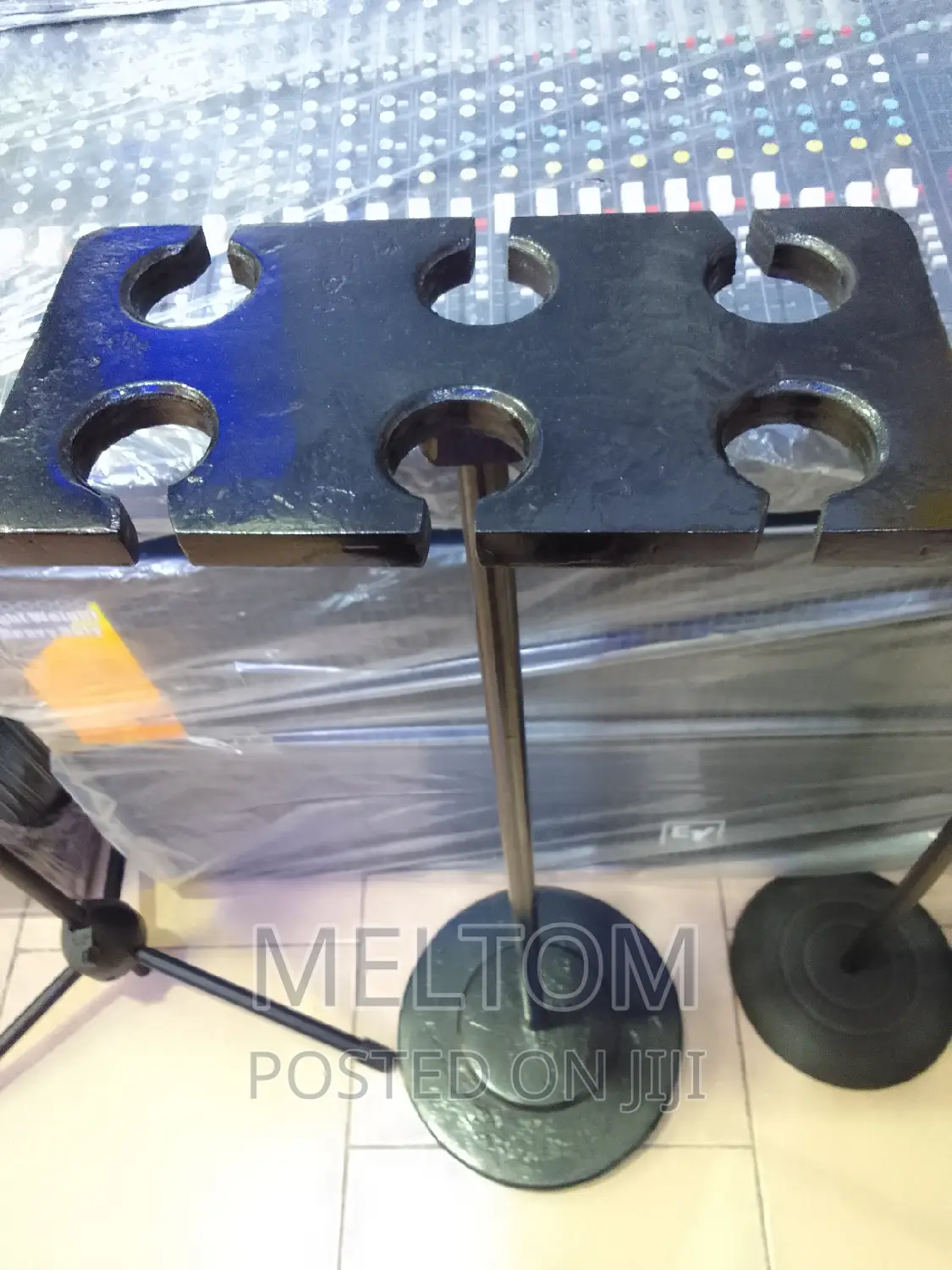 Multi Round-Base Microphone Holder Stand