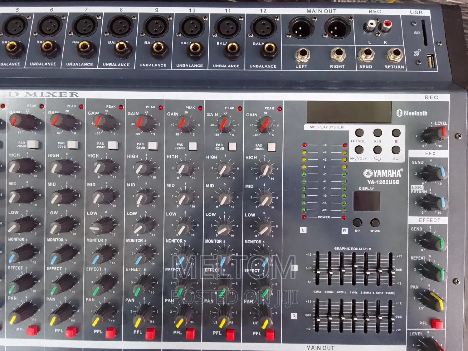 Yamaha Ya1202usb 12channels Powered Amplified Mixer