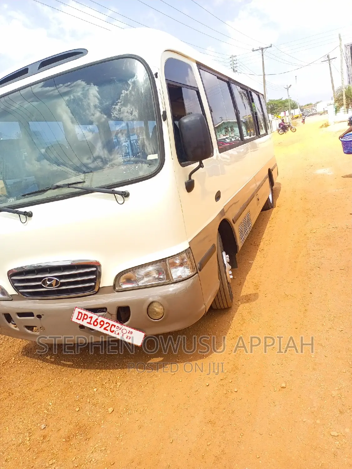 Hyundai County 2012 Brown