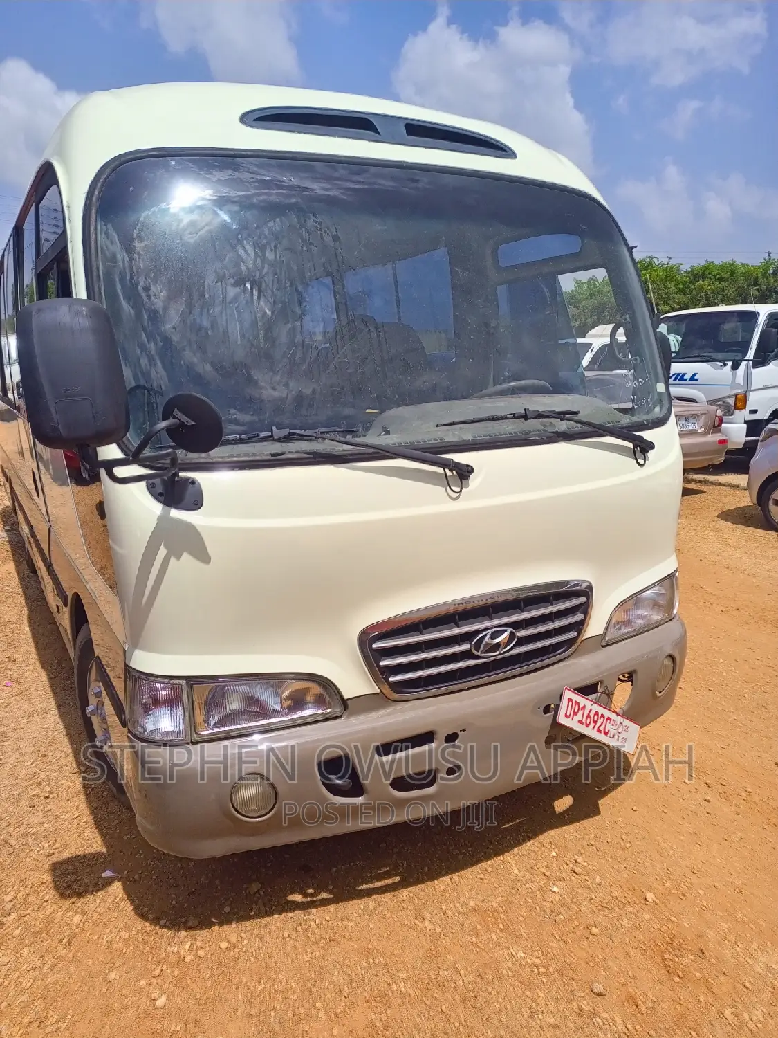 Hyundai County 2012 Brown