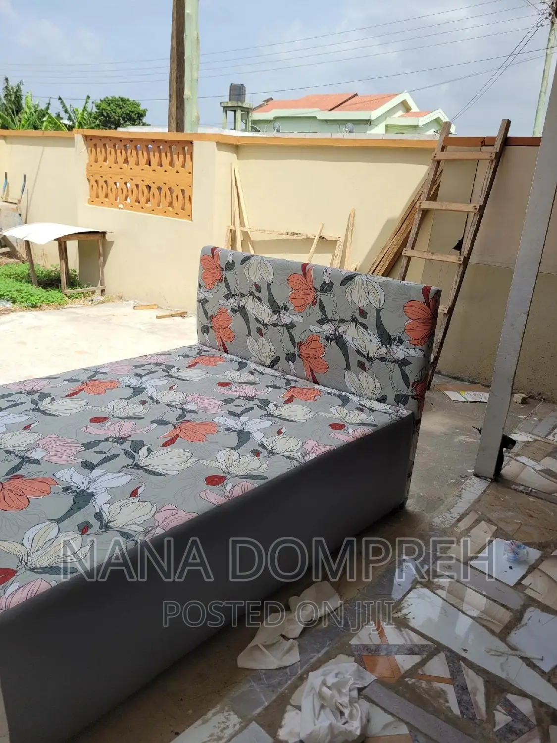 Inbuilt Double Bed