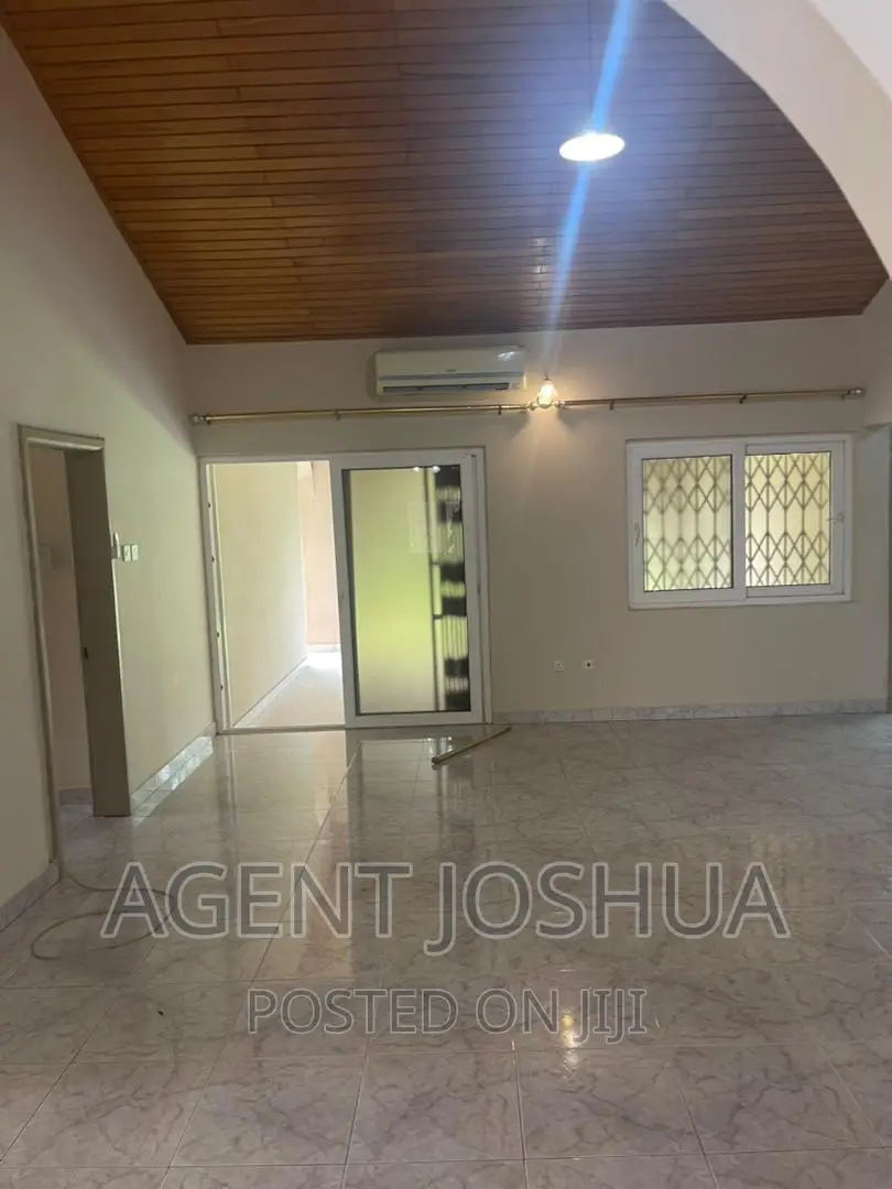 4bdrm House in Regimanuel Golden, Airport Residential Area for rent