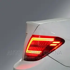 C250 C300 Mercedes Benz W204 2008-2014 LED Tail Lamp