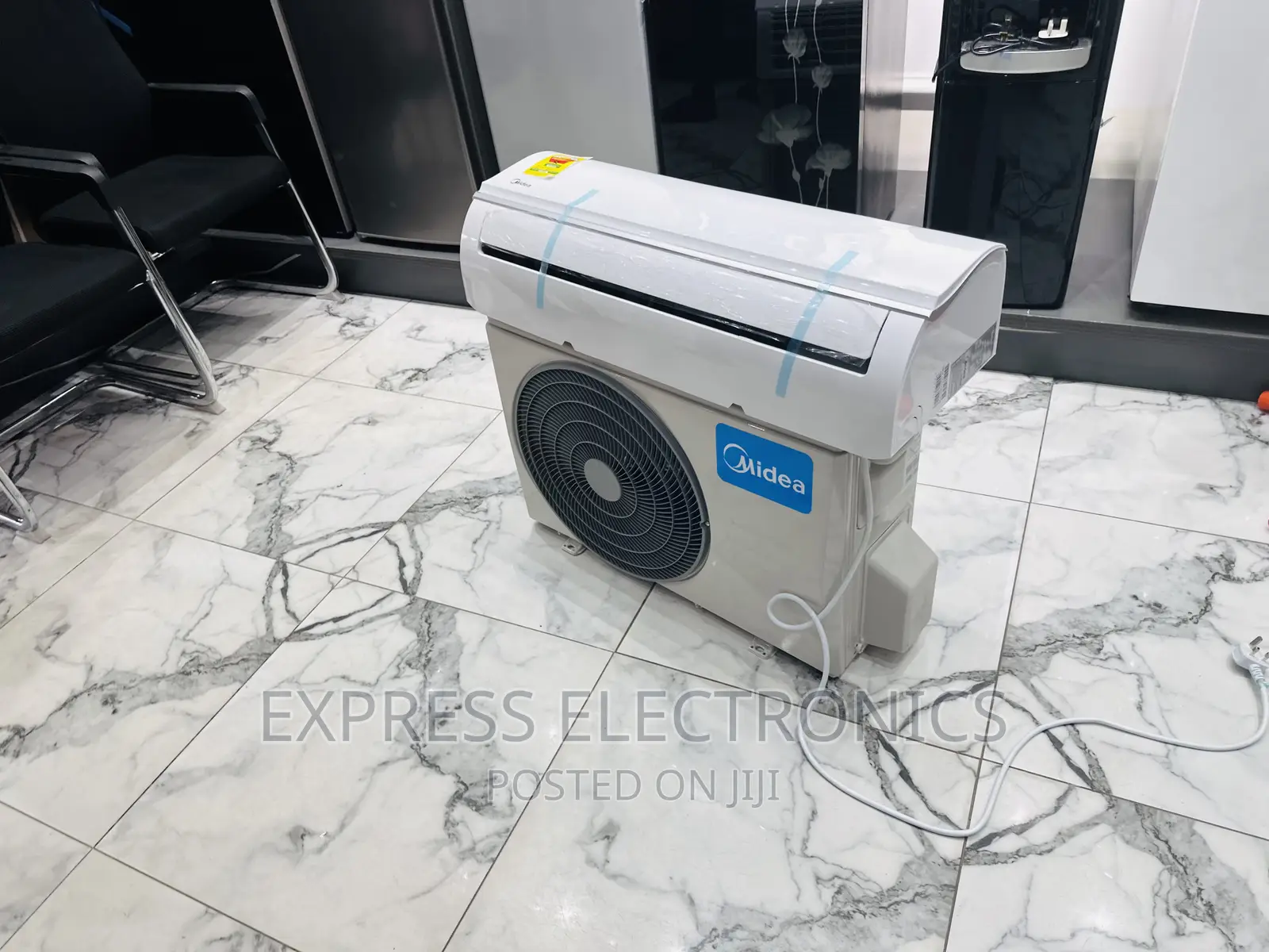 Quick Chill Split Midea 1.5hp AC R410 Gas