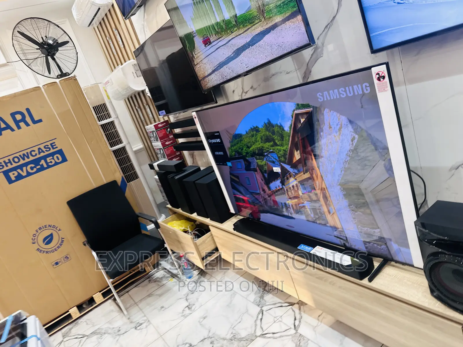 Max Display UHD Smart Samsung 55”Cu7000