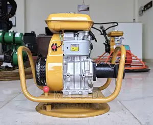 Concrete Vibrator (Robin Engine)