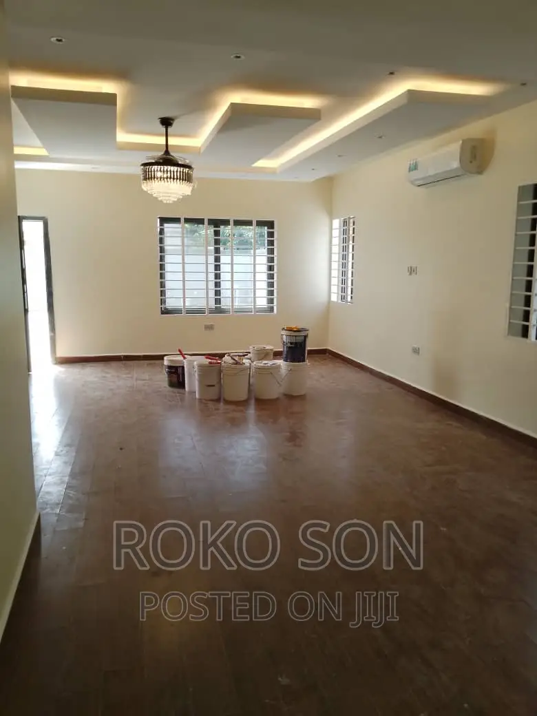 4bdrm Duplex in Dr Roko, Dome for sale