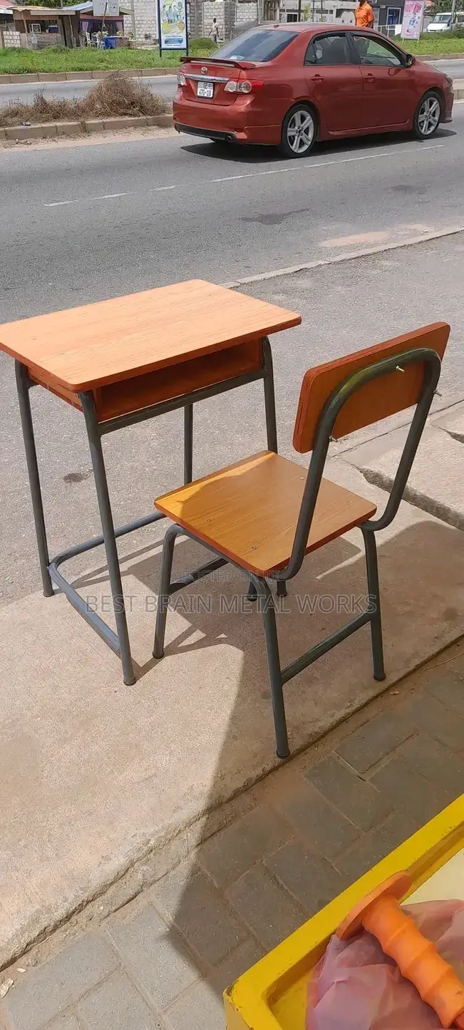 Mono Desk With Drawal