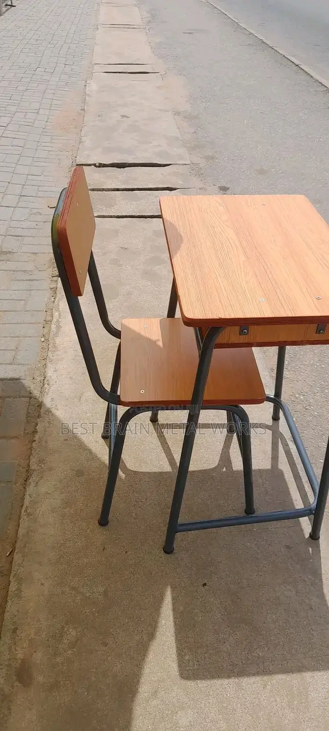 Mono Desk With Drawal