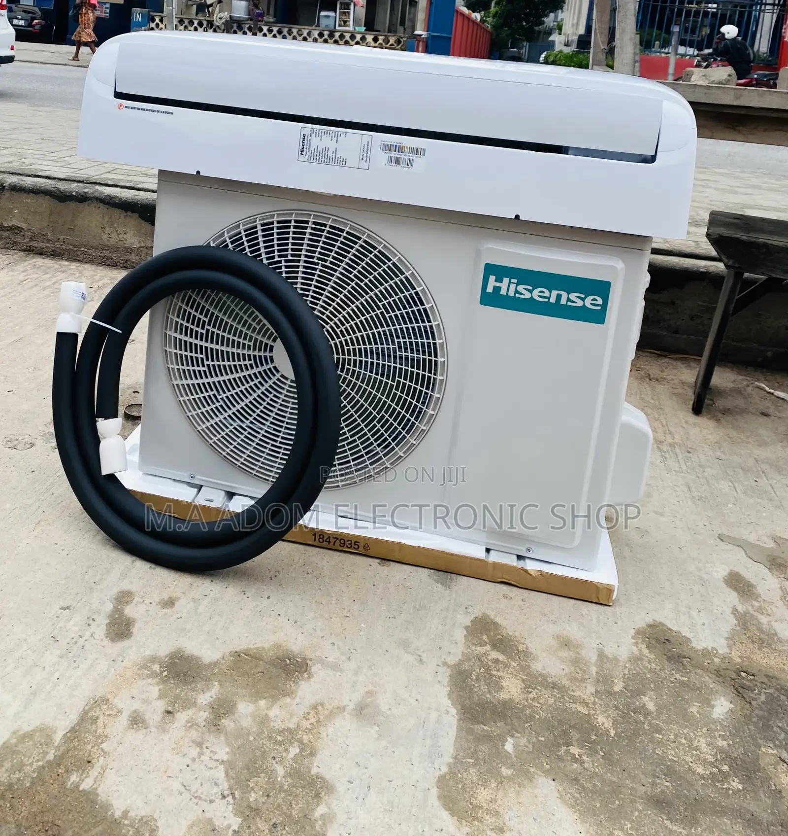 Brand New Hisence 2.5hp Split Type Air Conditioner(White).
