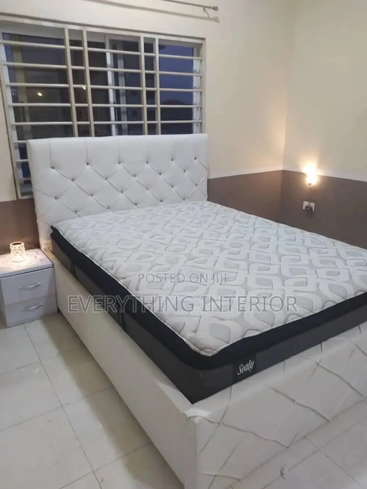 Foreign Queens Size With Mattress Without the Side Drawer