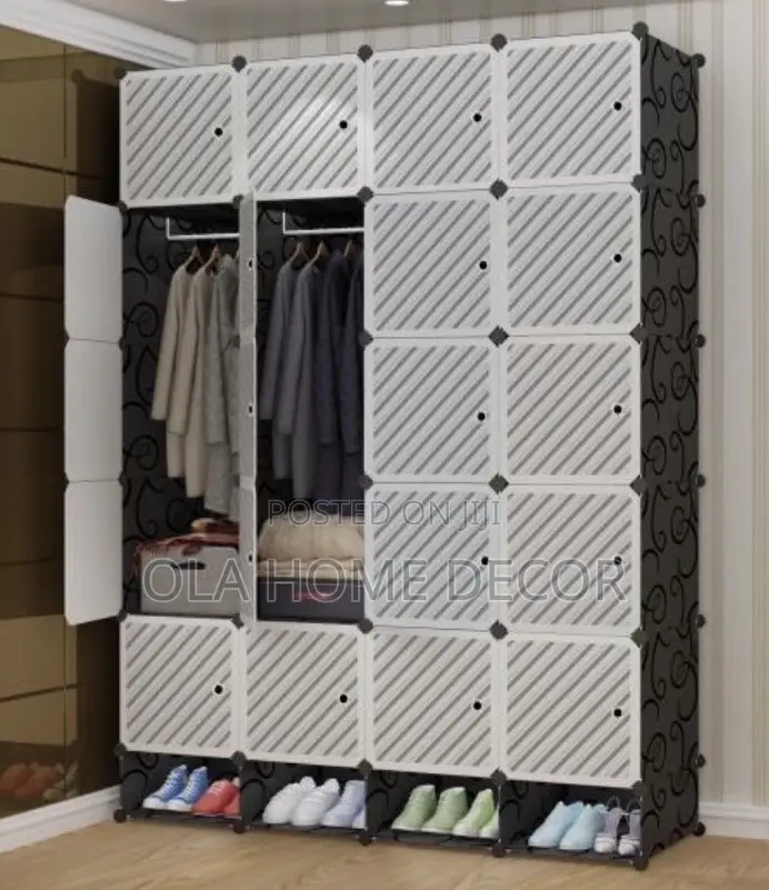 20 Cubes With Shoe Rack