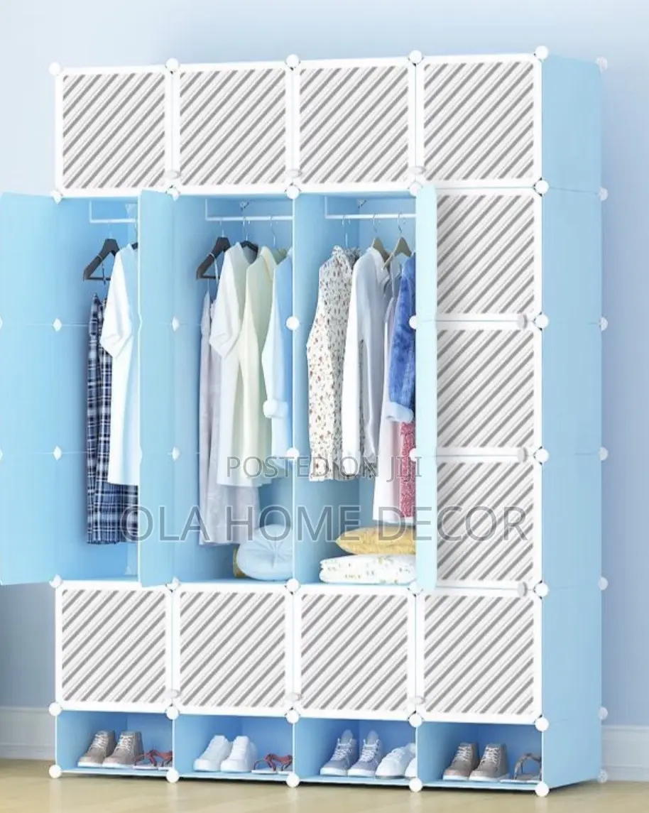 20 Cubes With Shoe Rack