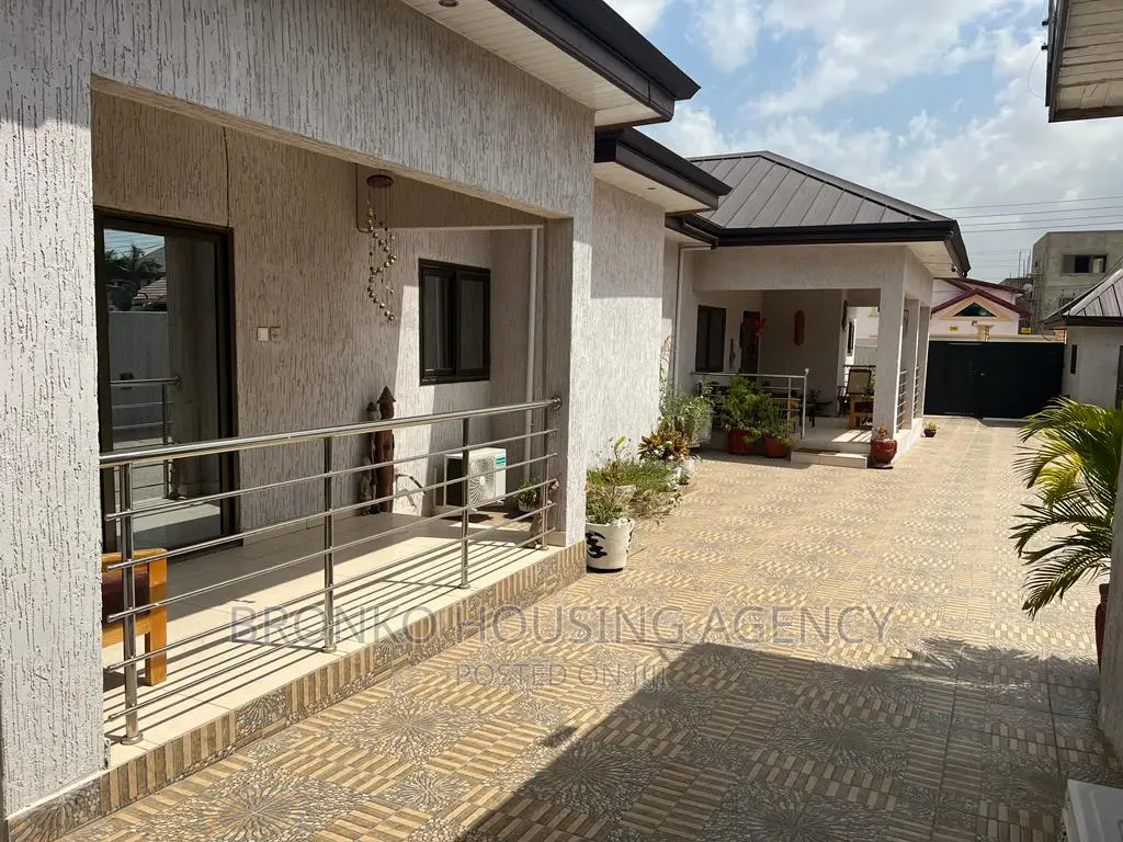 Furnished 3bdrm House in Bronko Housing, East Legon for rent