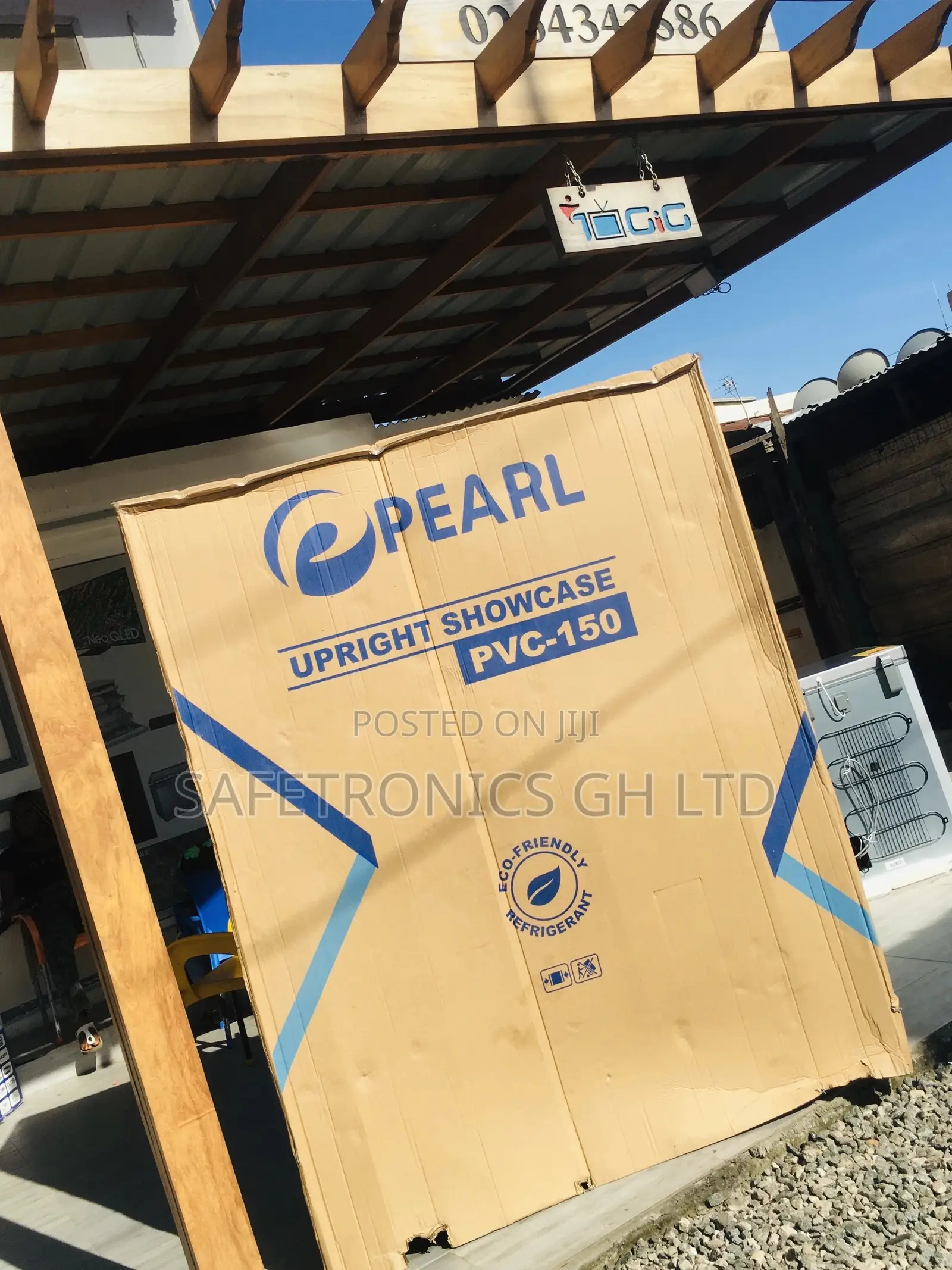 Pearl 3 Doors Glass Display PVC-150 Electric 950 Liters