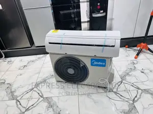 White Fresh Airflow Split Inverter 1.5hp Midea