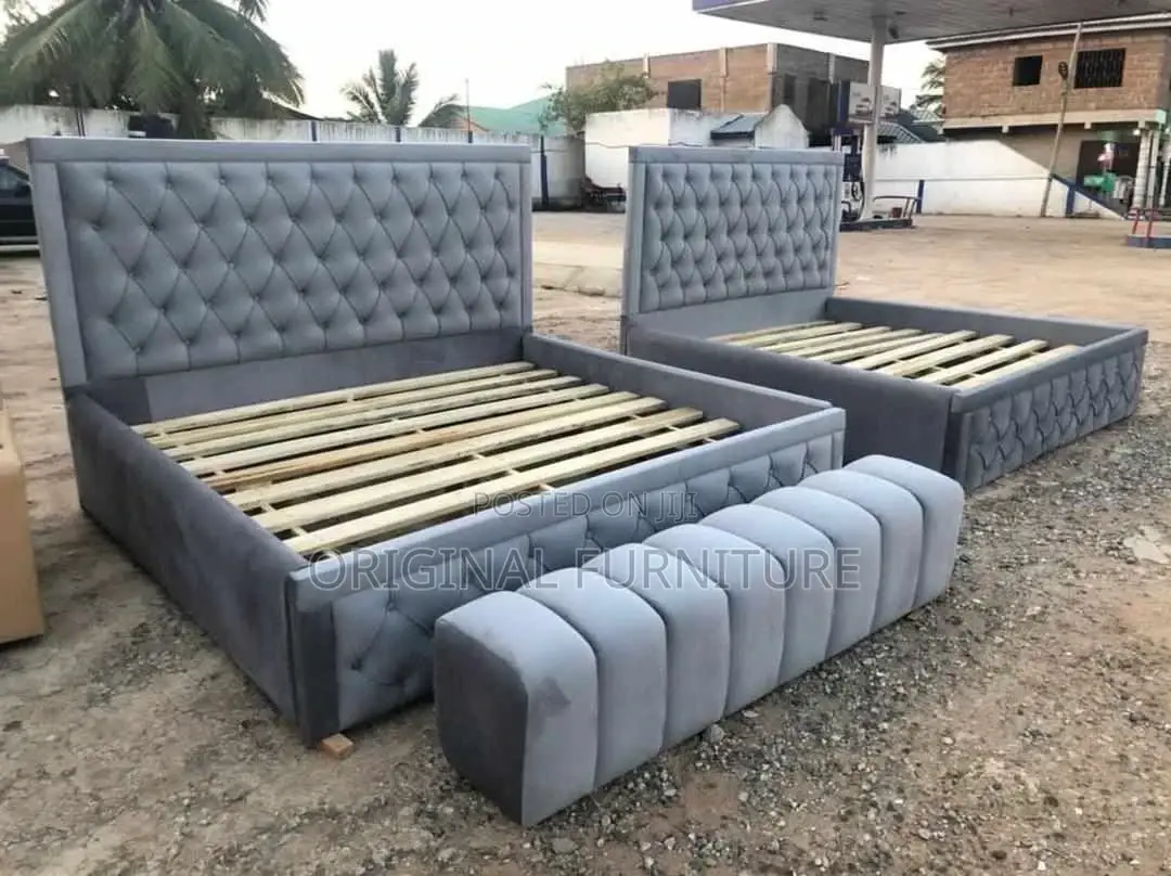 Queen Size Bed Frame With Ottoman