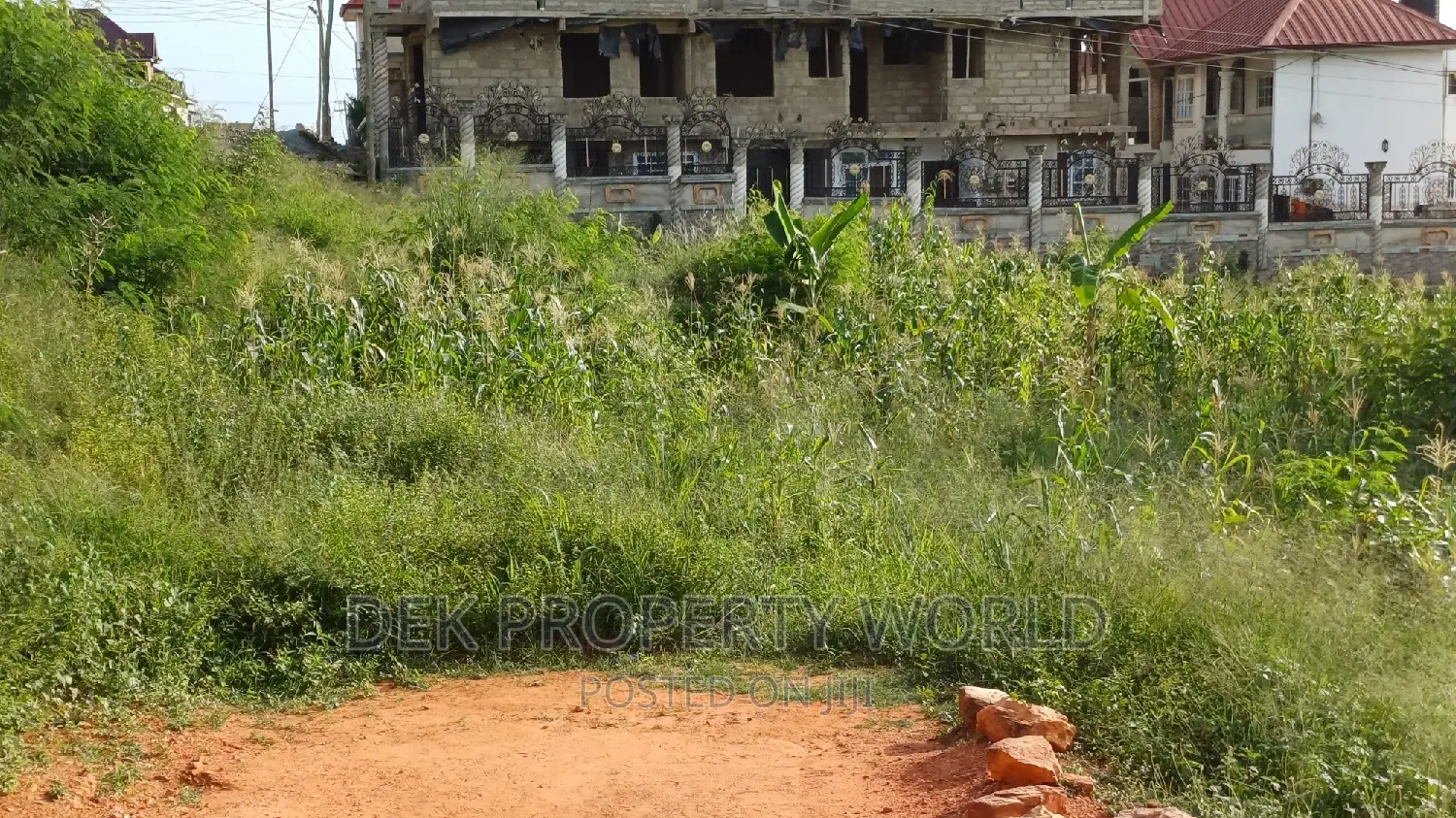 Genuine 2 Plots For Sale Around Taifa.