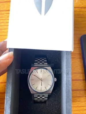 Nixon Watch