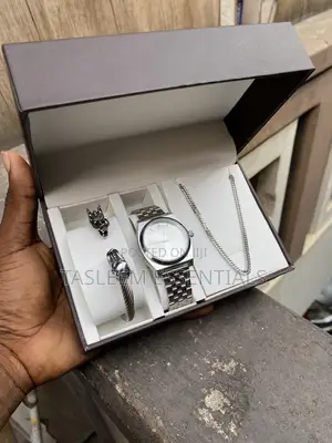 Nixon Watch