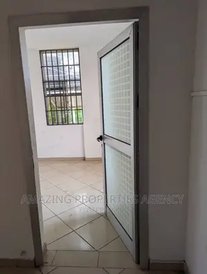 5bdrm House in North Ridge for sale