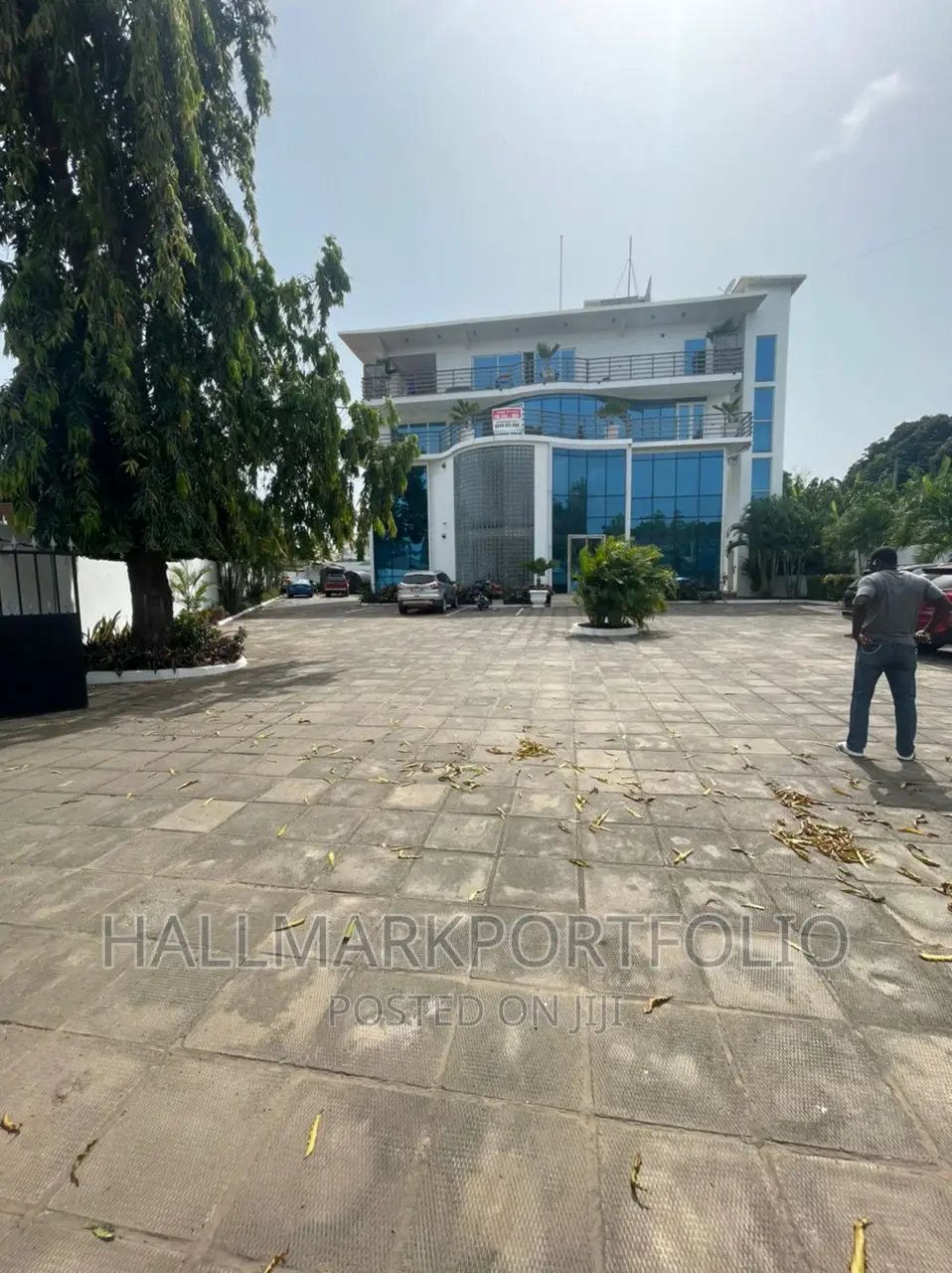 1080 SQM Office Space for Sale at Ringway Estate
