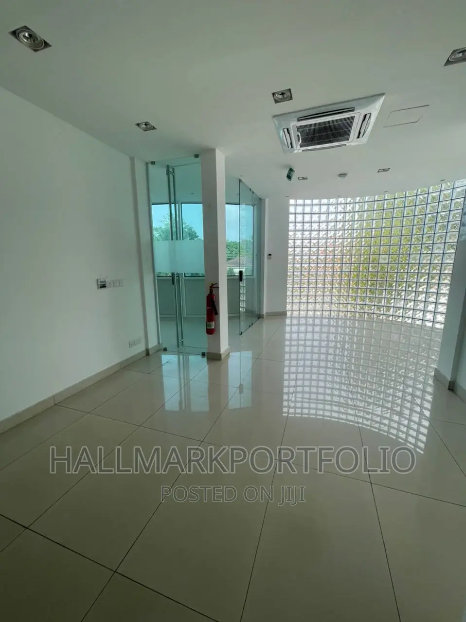1080 SQM Office Space for Sale at Ringway Estate