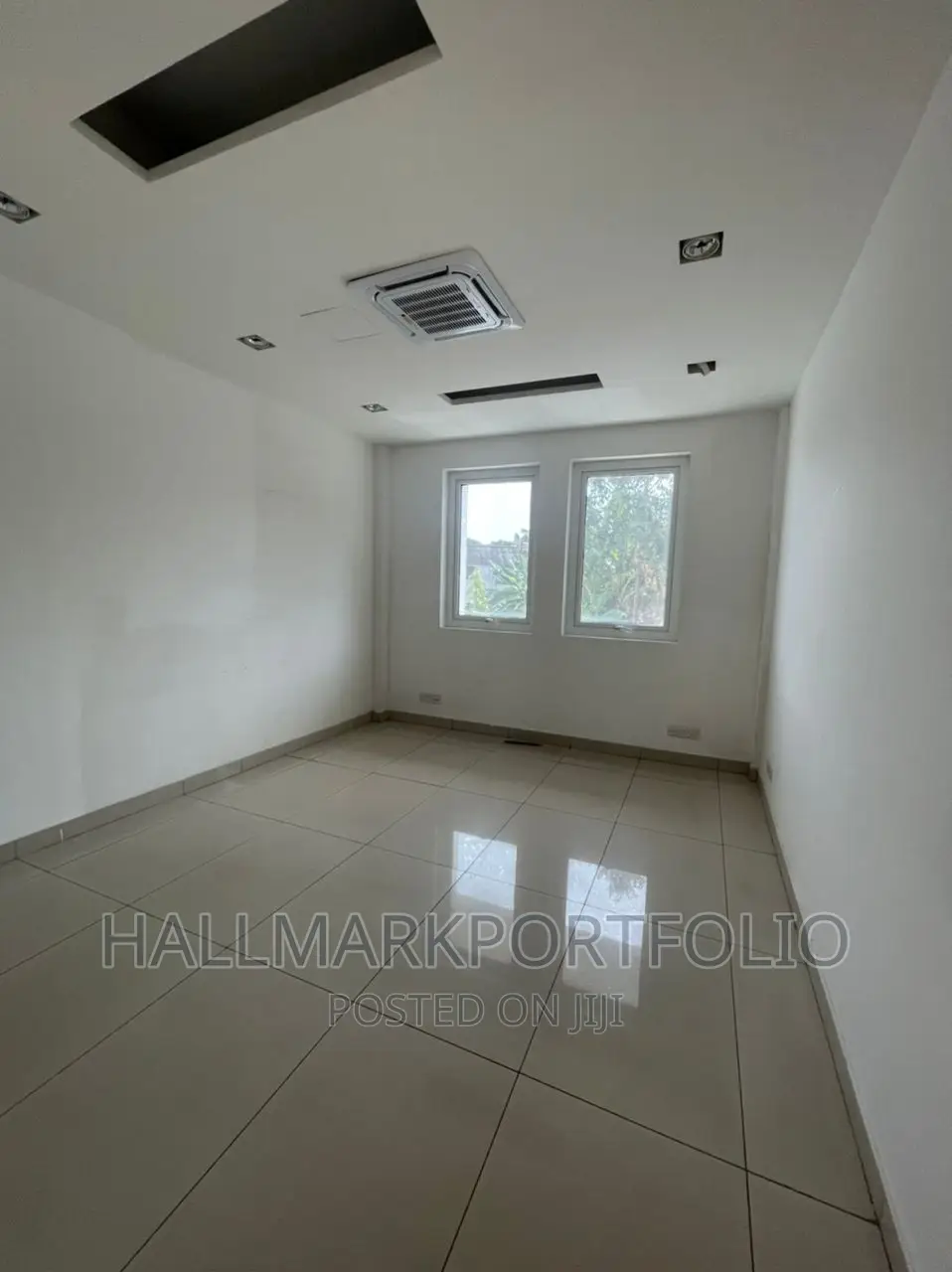 1080 SQM Office Space for Sale at Ringway Estate