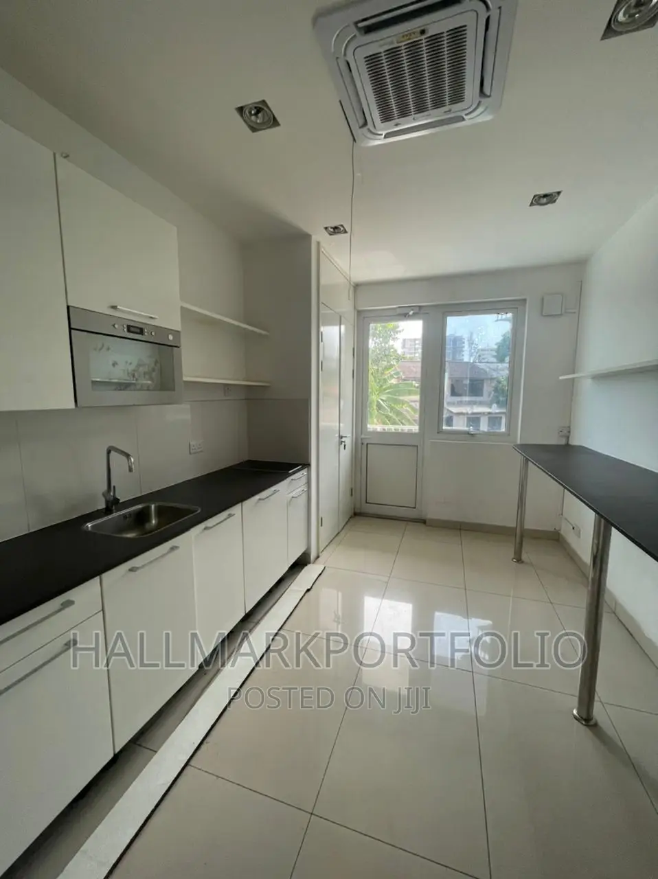 1080 SQM Office Space for Sale at Ringway Estate