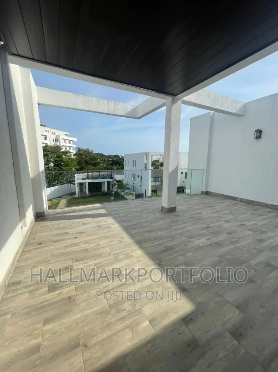4bdrm Townhouse / Terrace in Cantonments for rent