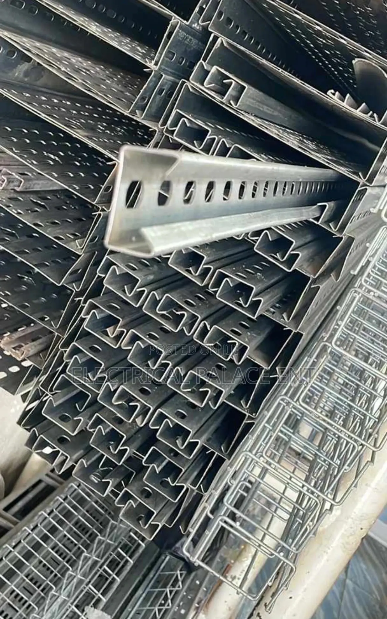 Cable Trays in 3meters , Accessories , Armored Cables