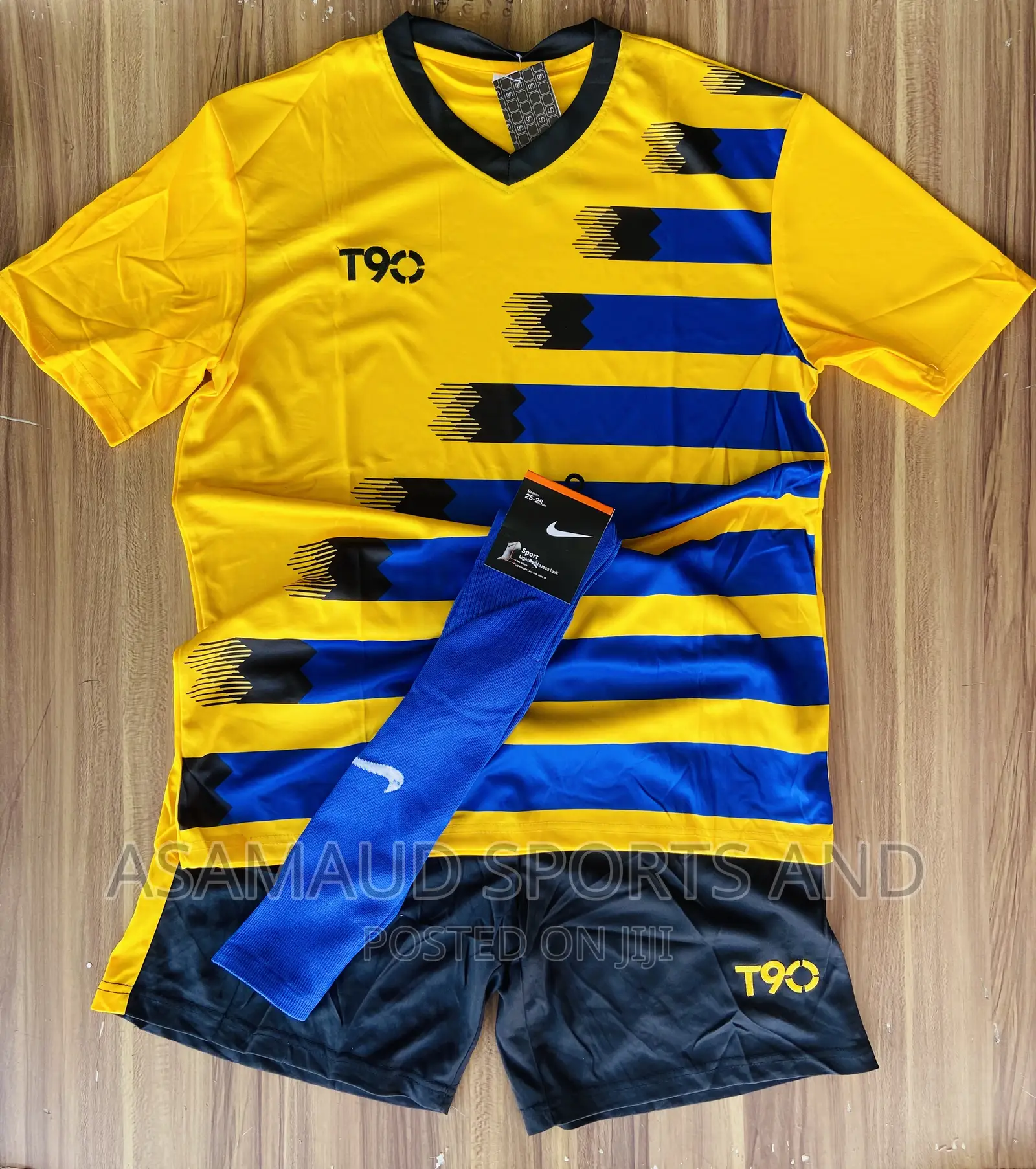 Original Set of Jerseys With Hose 16+ 2 Goals Keeper