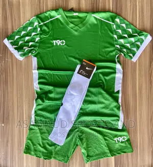 Original Set of Jerseys With Hose 16+ 2 Goals Keeper