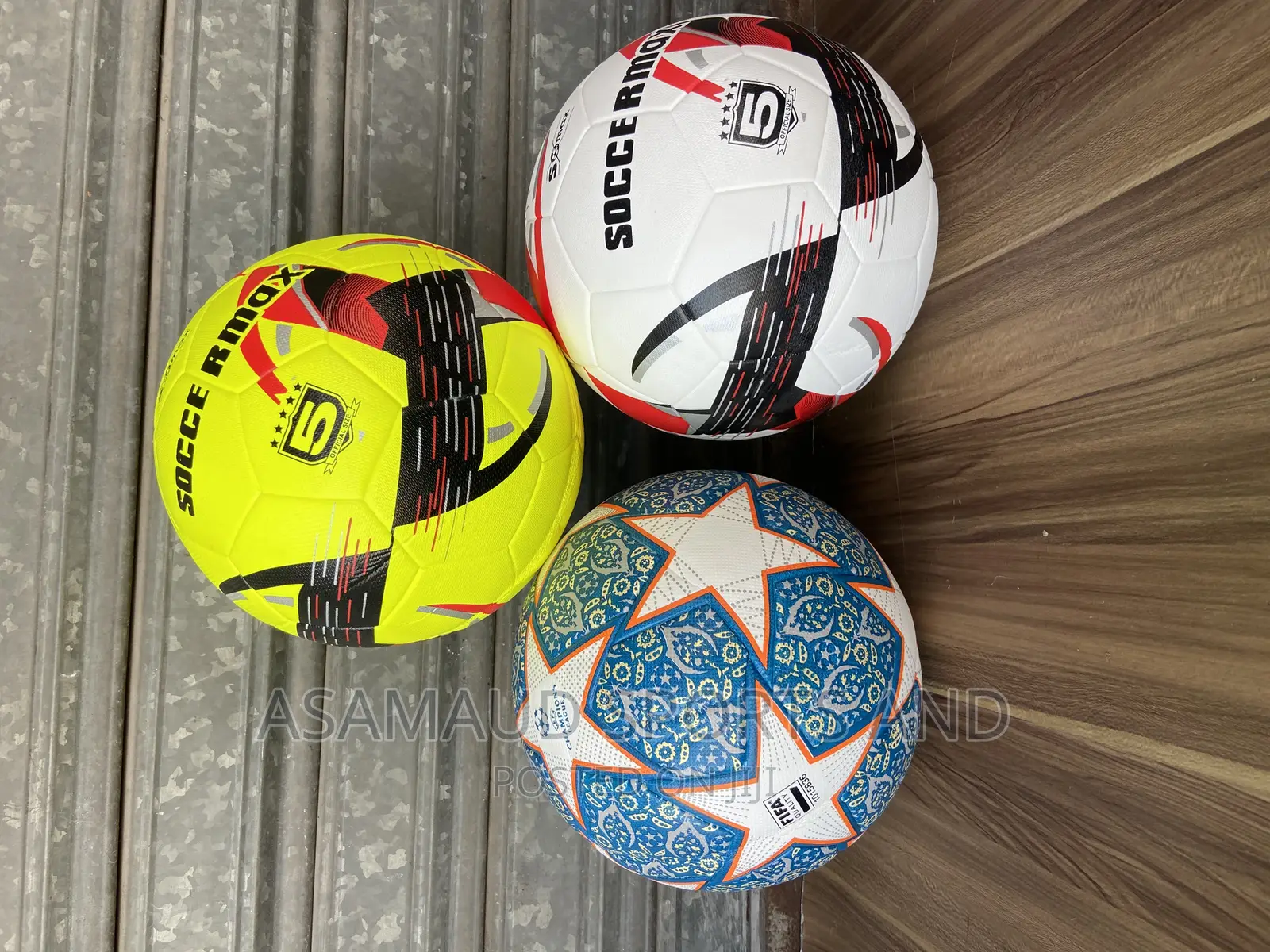 Original Football Suitable for All Pitch at Cool Price