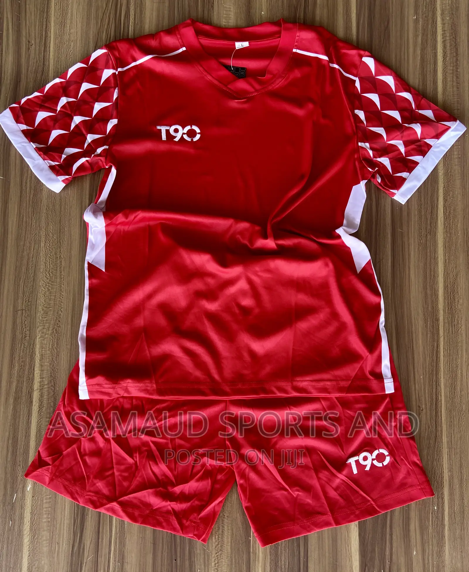 Original Set of Jerseys 16 Pieces Plus 2 Goalkeepers